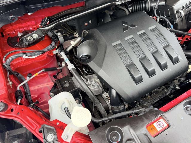 2018 Mitsubishi Eclipse Cross ES FWD - 23046462 - 13