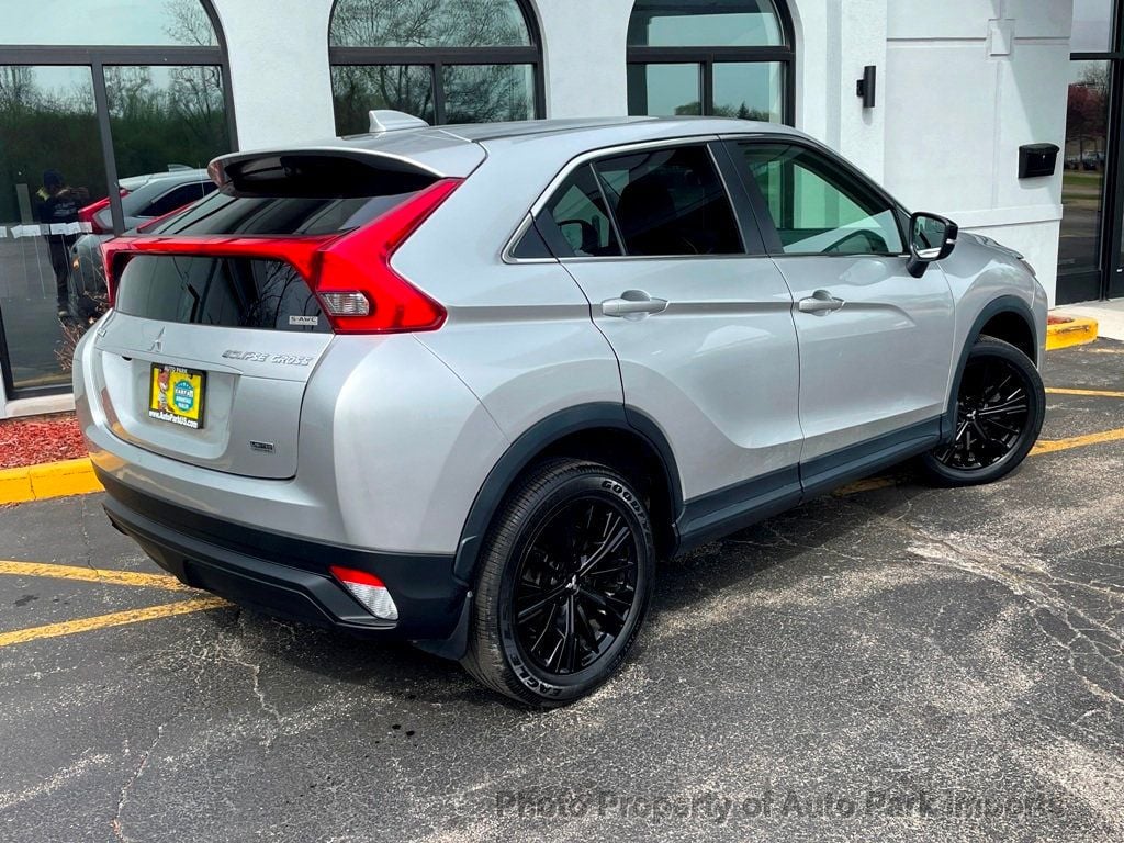 2018 Mitsubishi Eclipse Cross LE S-AWC - 22315321 - 17