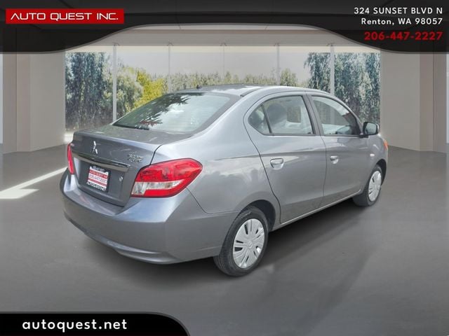 2018 Mitsubishi Mirage ES's photo