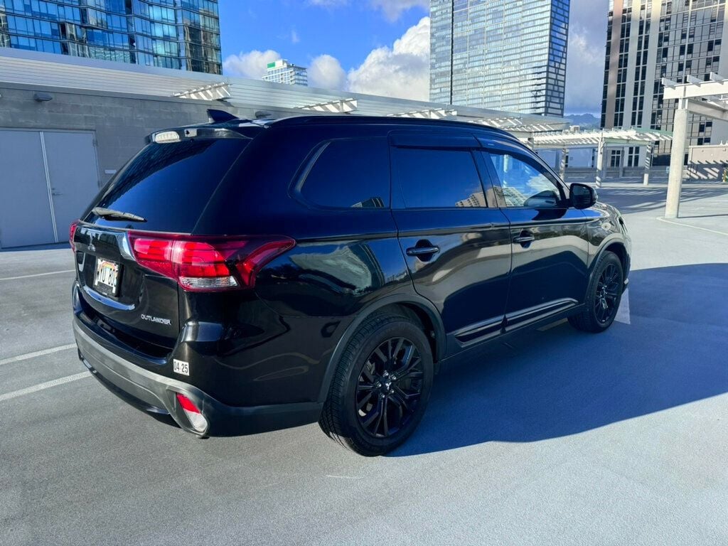 2018 Mitsubishi Outlander 1-Owner, Extra Clean - 22633609 - 2