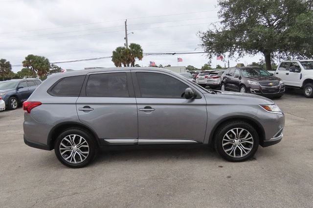 2018 MITSUBISHI OUTLANDER ES FWD - 22632262 - 2