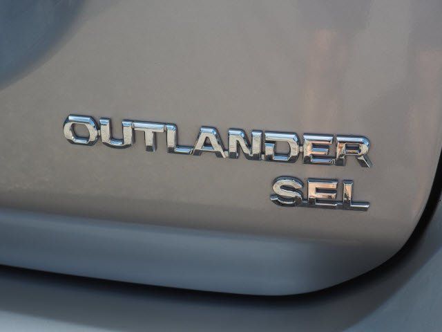 2018 Mitsubishi Outlander SEL FWD - 19230573 - 5