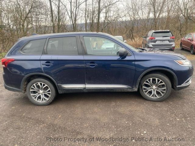 2018 Mitsubishi Outlander SE S-AWC - 23011606 - 2