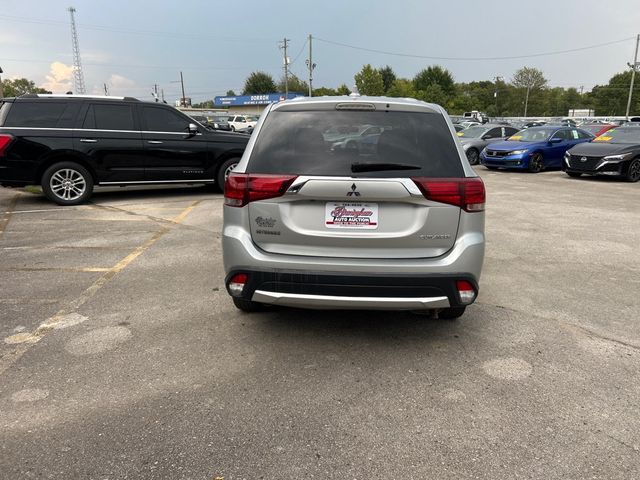 2018 Mitsubishi Outlander SE S-AWC - 23085232 - 4