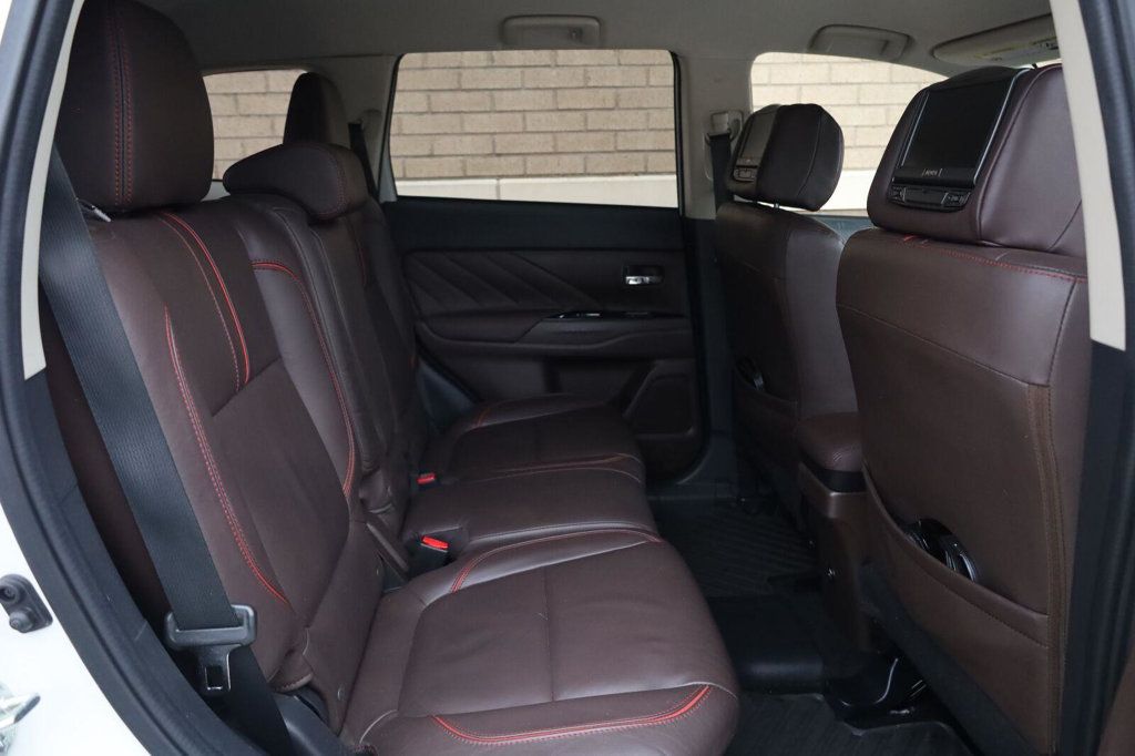 Mitsubishi Outlander photo 26