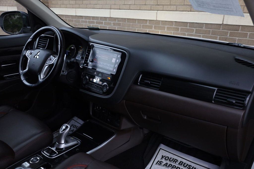 Mitsubishi Outlander photo 30