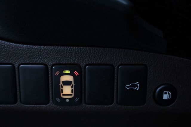 2018 Mitsubishi Outlander PHEV GT - 23094550 - 37