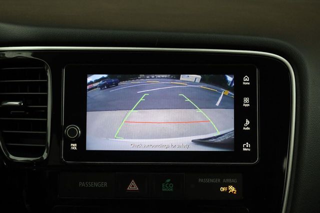 2018 Mitsubishi Outlander PHEV GT - 23094550 - 43