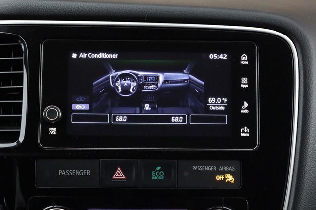 2018 Mitsubishi Outlander PHEV GT - 23094550 - 44