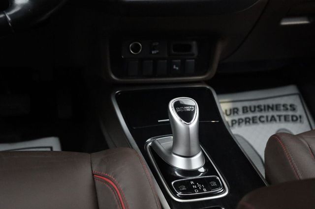 2018 Mitsubishi Outlander PHEV GT - 23094550 - 47
