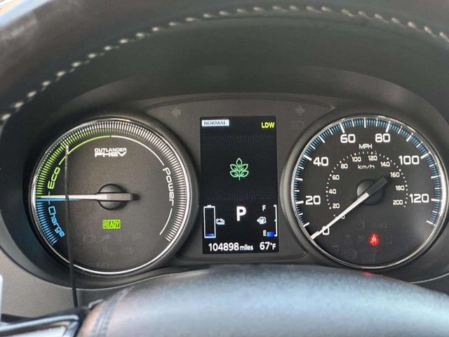 2018 Mitsubishi Outlander PHEV GT S-AWC - 23006136 - 24