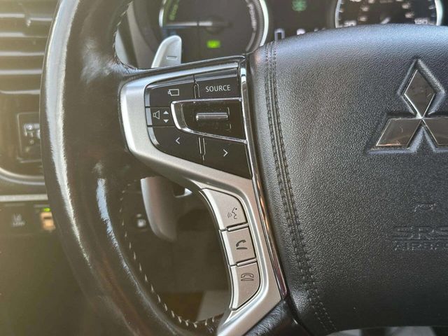 2018 Mitsubishi Outlander PHEV GT S-AWC - 23006136 - 28