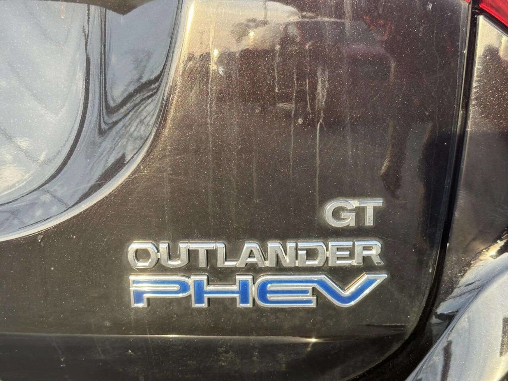 2018 Mitsubishi Outlander PHEV GT S-AWC - 23006136 - 38