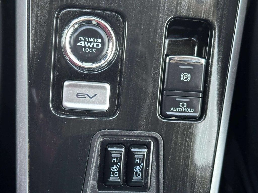 2018 Mitsubishi Outlander PHEV GT S-AWC - 23006136 - 41