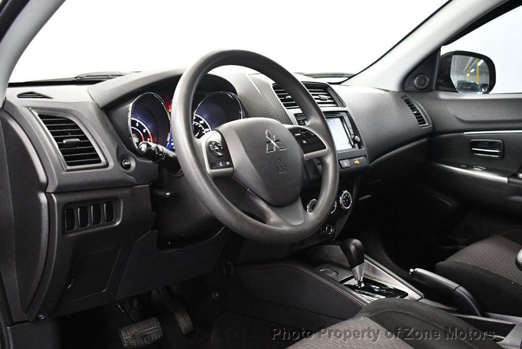2018 Mitsubishi Outlander Sport ES photo 5
