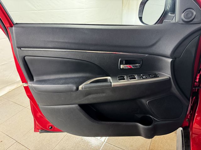 2018 Mitsubishi Outlander Sport SE 4WD - 23010916 - 13