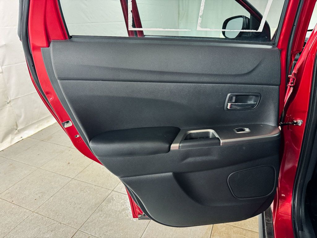 2018 Mitsubishi Outlander Sport SE 4WD - 23010916 - 14