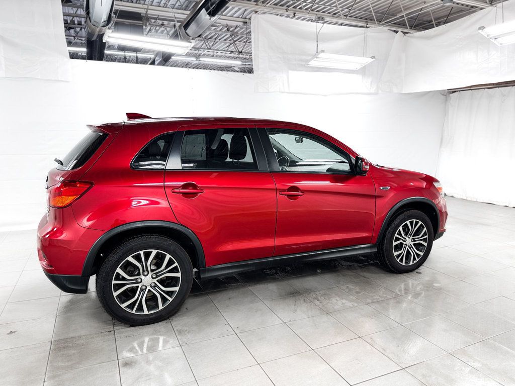 2018 Mitsubishi Outlander Sport SE 4WD - 23010916 - 6