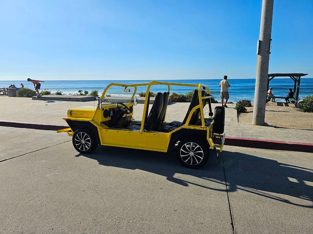 2018 MOKE America eMOKE MOKE AMERICA eMOKE 100% ELECTRIC 100% FUN, CALL US TODAY! - 22190767 - 5