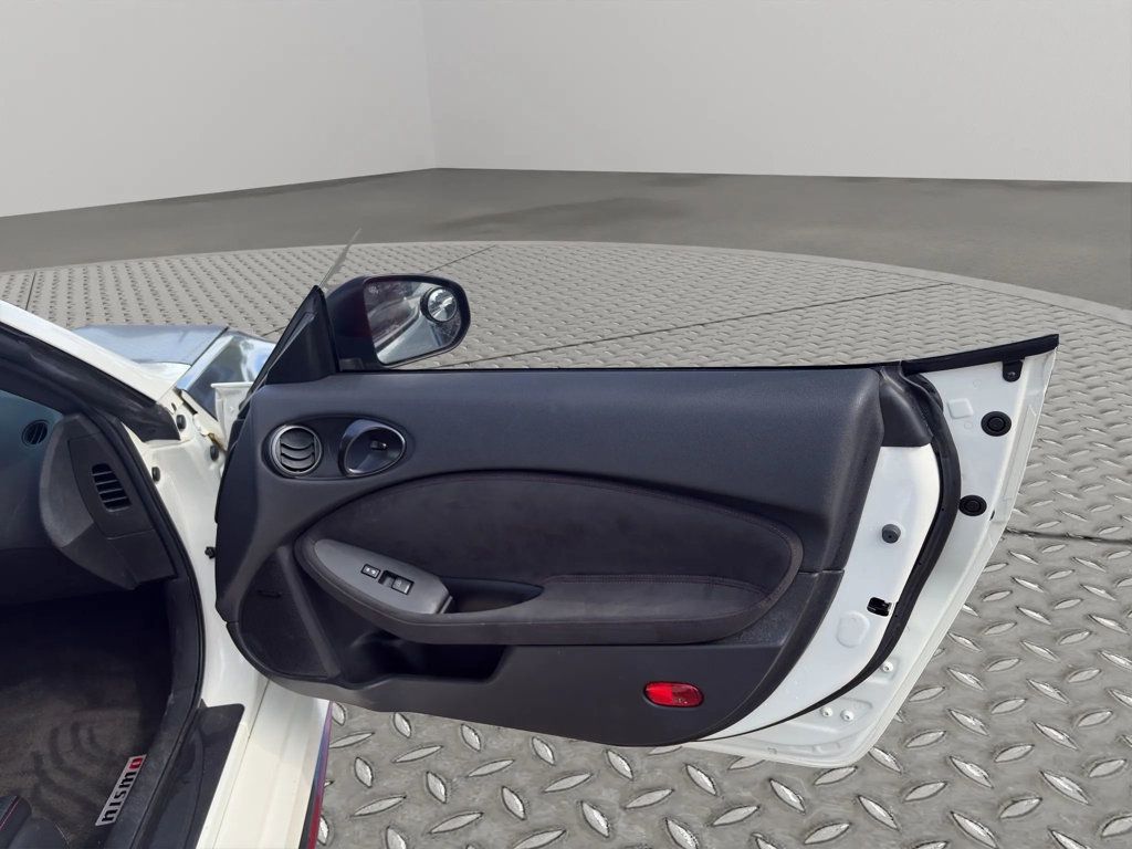 2018 Nissan 370Z Coupe NISMO Automatic - 23072630 - 20