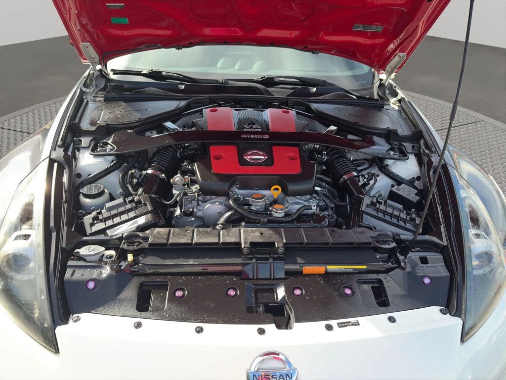 2018 Nissan 370Z Coupe NISMO Automatic - 23072630 - 23