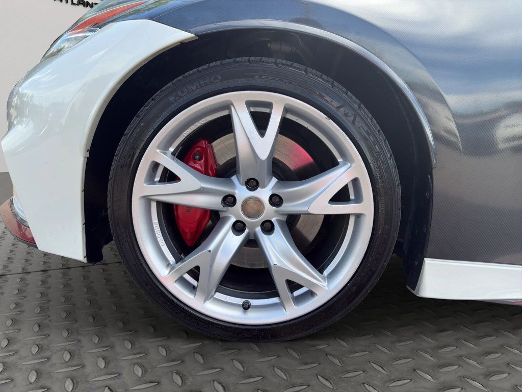 2018 Nissan 370Z Coupe NISMO Automatic - 23072630 - 25