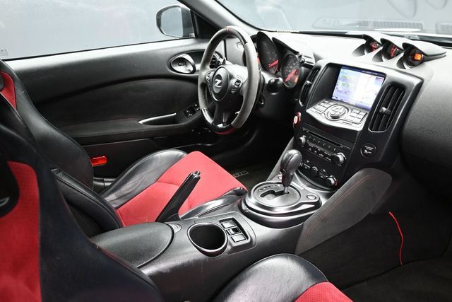 2018 Nissan 370Z Coupe NISMO Automatic - 23010857 - 13