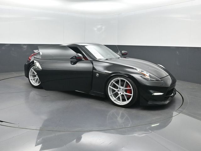 2018 Nissan 370Z Coupe NISMO Automatic - 23010857 - 32
