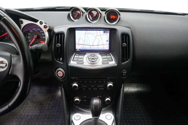 2018 Nissan 370Z Coupe Sport Tech Automatic - 23027036 - 16