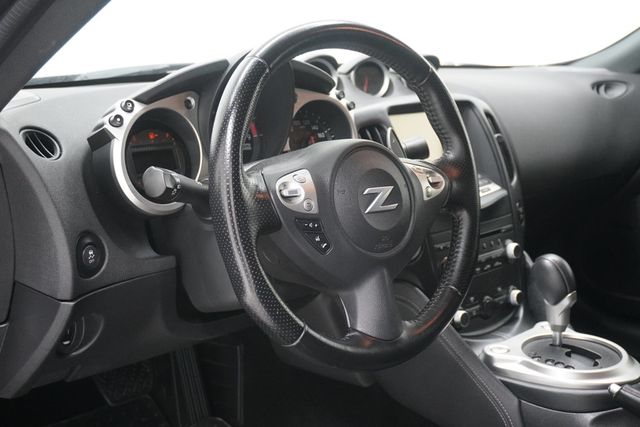 2018 Nissan 370Z Coupe Sport Tech Automatic - 23027036 - 8