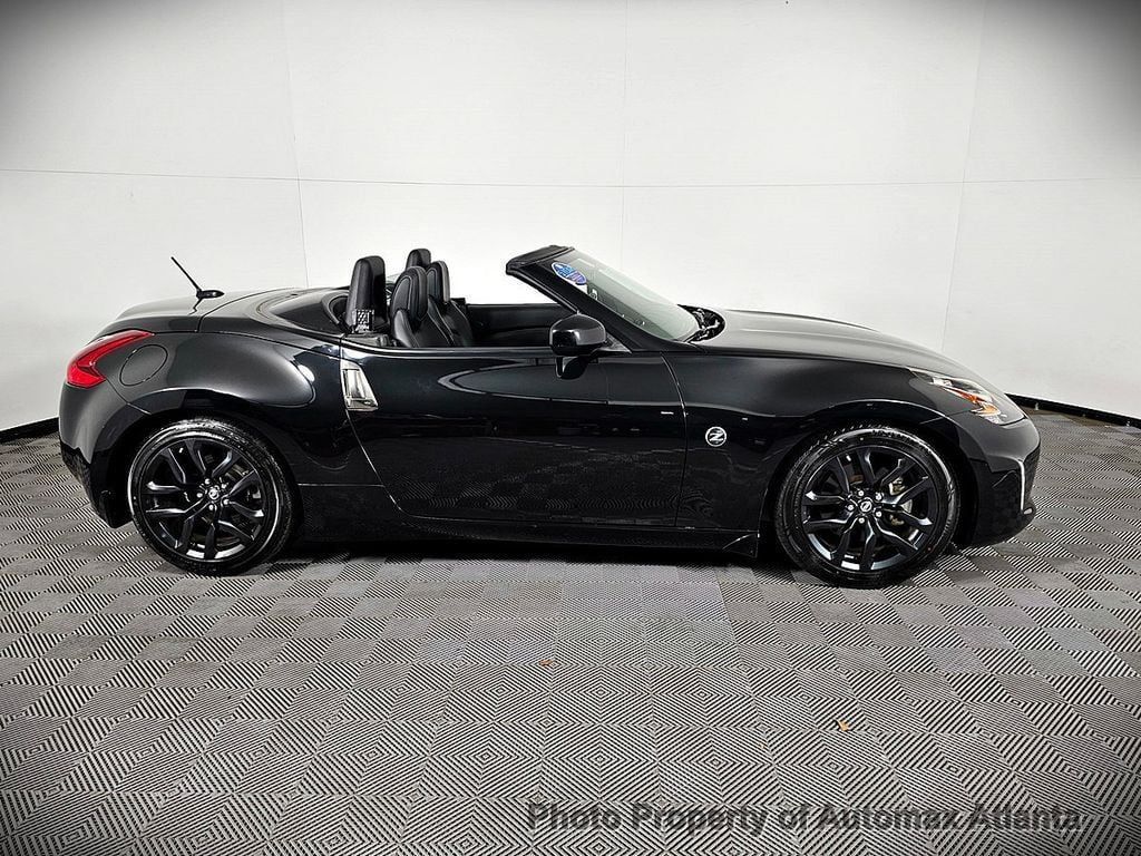 2018 NISSAN 370Z Coupe Touring Automatic - 21813699 - 5