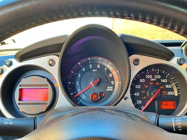 2018 Nissan 370Z Roadster Automatic - 23001798 - 11