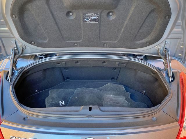 2018 Nissan 370Z Roadster Automatic - 23001798 - 16