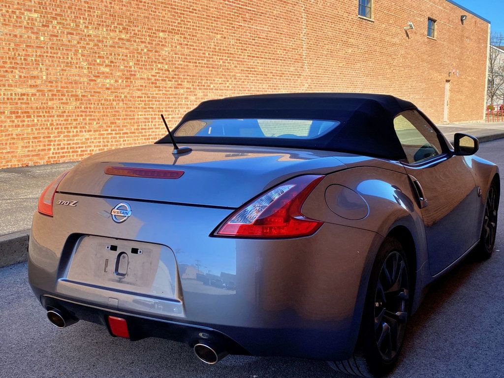 2018 Nissan 370Z Roadster Automatic - 23001798 - 4