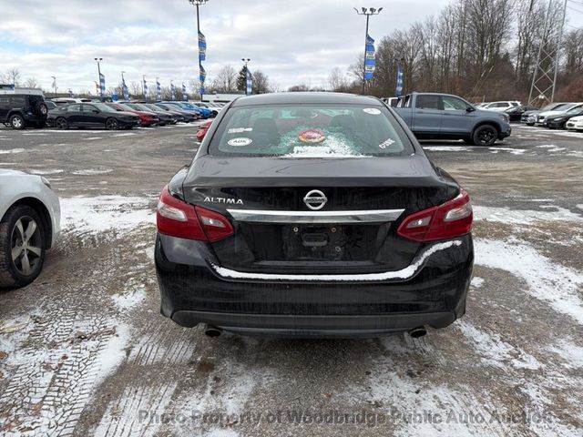 2018 Nissan Altima  - 22969636 - 1