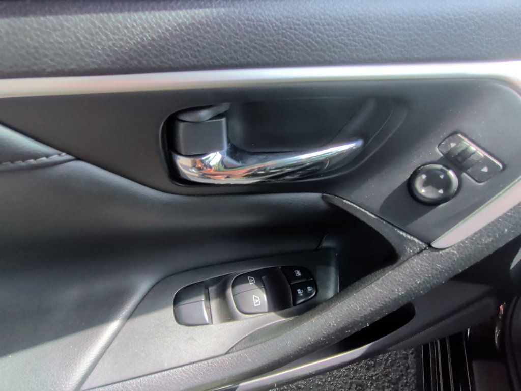 Nissan Altima photo 12