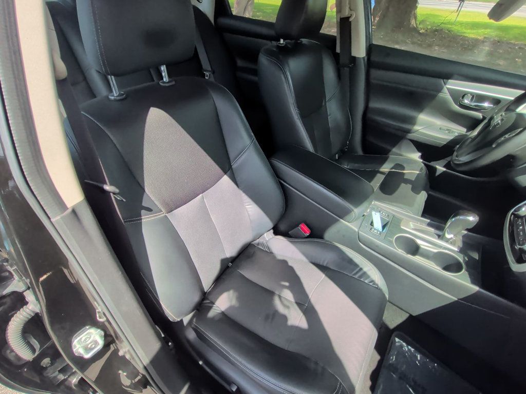Nissan Altima photo 20