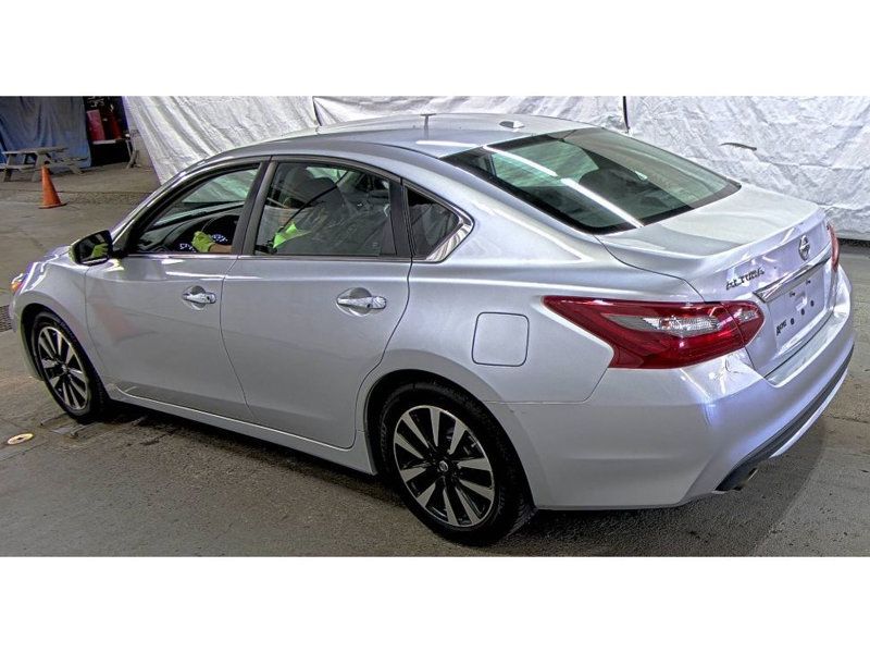 2018 Nissan Altima 2.5 SL photo 2