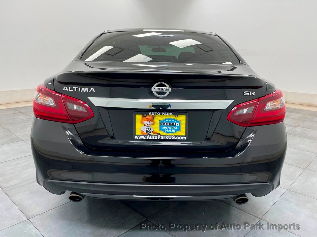 2018 Nissan Altima 2.5 SR Sedan - 21759692 - 11