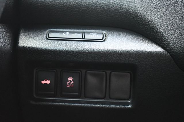 2018 Nissan Altima 2.5 SR Sedan - 22907021 - 35