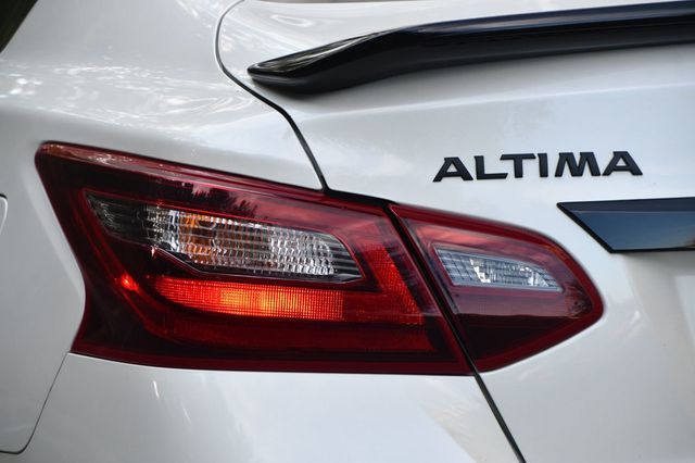 2018 Nissan Altima 2.5 SR Sedan - 22907021 - 4