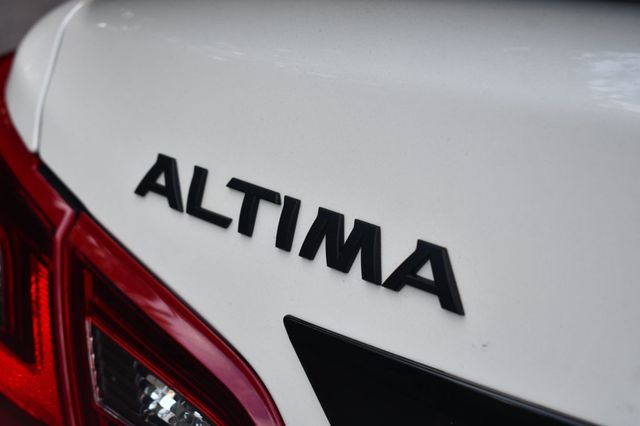 2018 Nissan Altima 2.5 SR Sedan - 22907021 - 5