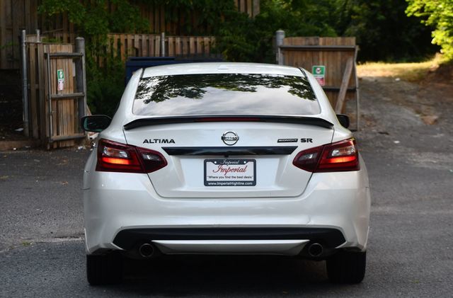 2018 Nissan Altima 2.5 SR Sedan - 22907021 - 6