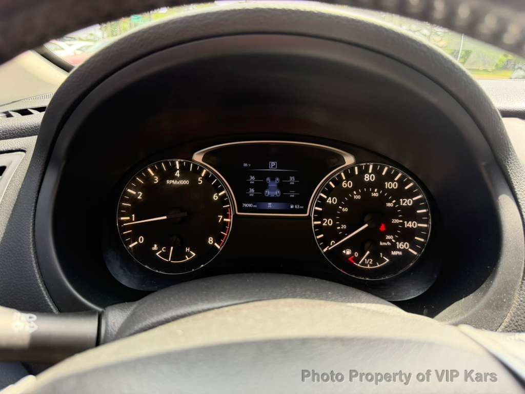 2018 Nissan Altima 2.5 SR Sedan - 23015482 - 14