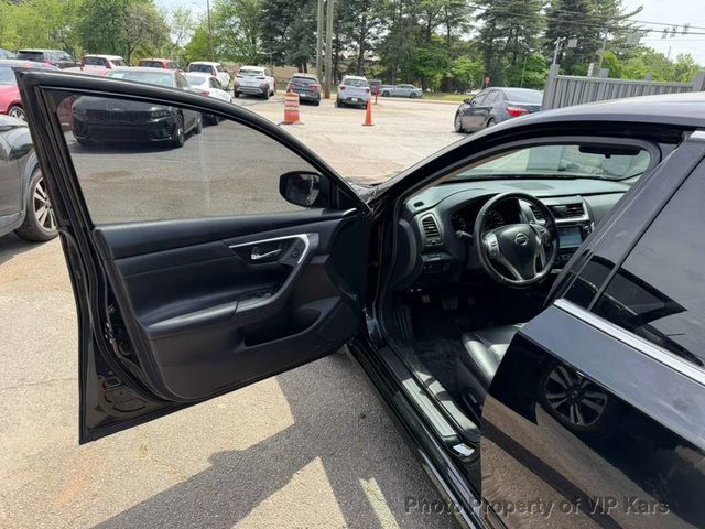 2018 Nissan Altima 2.5 SR Sedan - 23015482 - 8