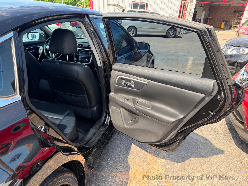 2018 Nissan Altima 2.5 SR Sedan - 23018142 - 10