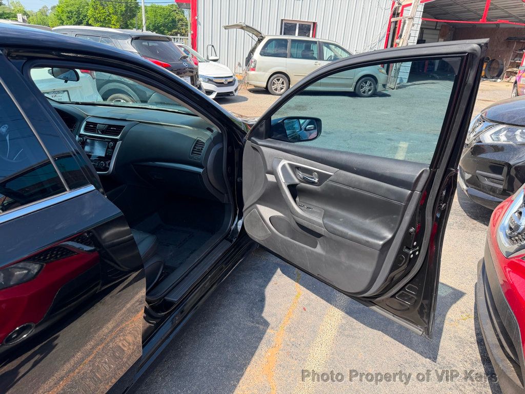 2018 Nissan Altima 2.5 SR Sedan - 23018142 - 11