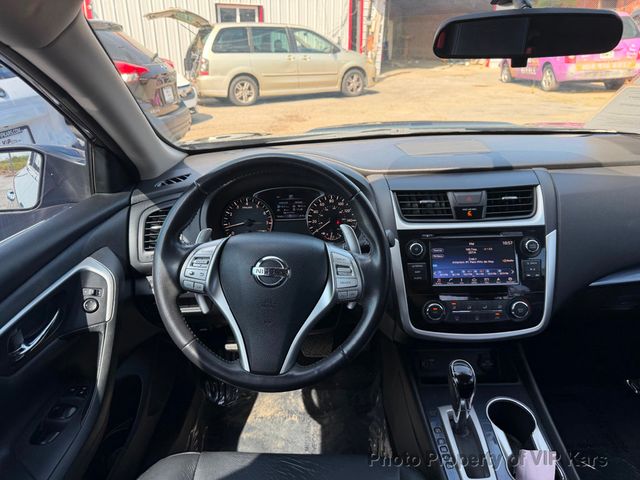 2018 Nissan Altima 2.5 SR Sedan - 23018142 - 13