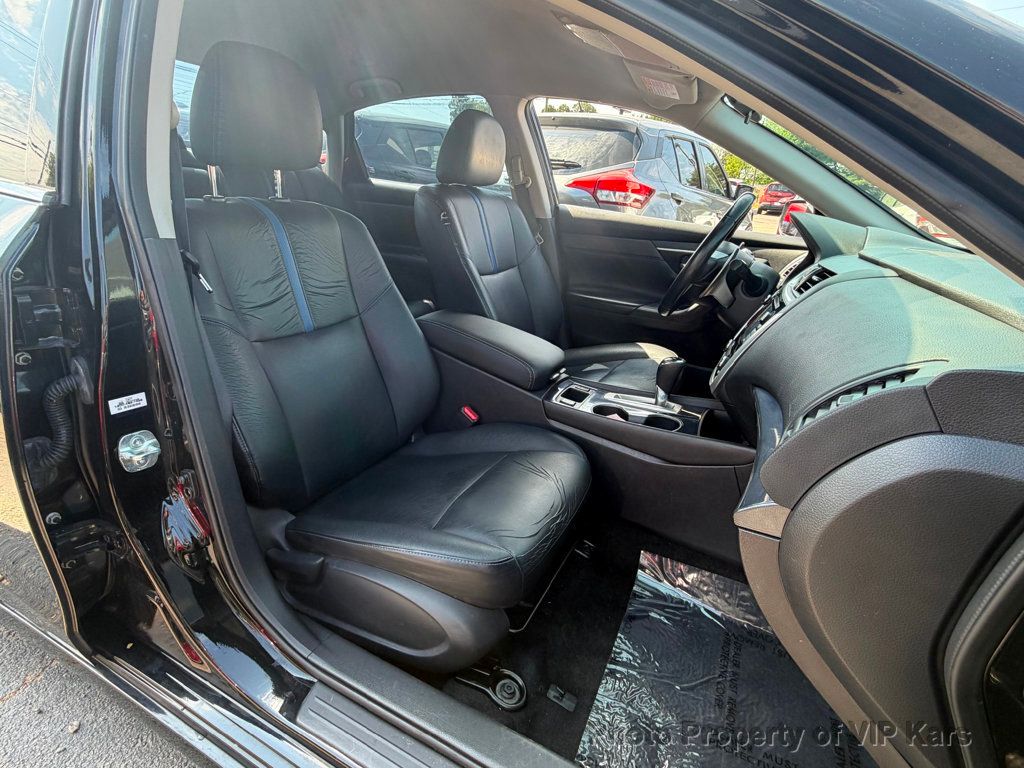 2018 Nissan Altima 2.5 SR Sedan - 23018142 - 16