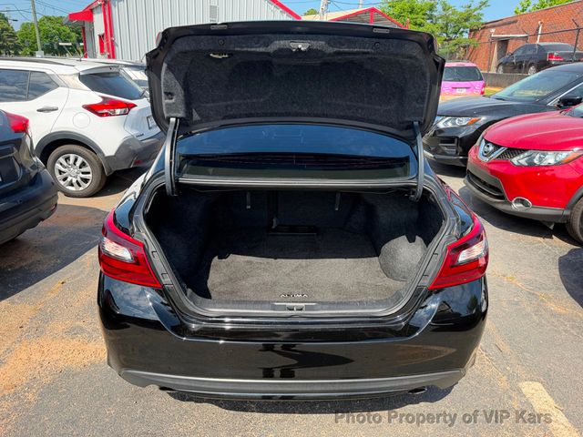 2018 Nissan Altima 2.5 SR Sedan - 23018142 - 18